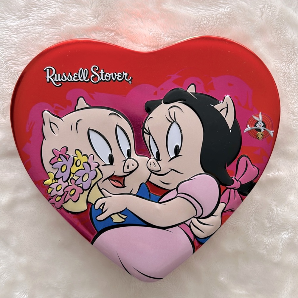 Free Add On - Looney Tunes Metal Tin